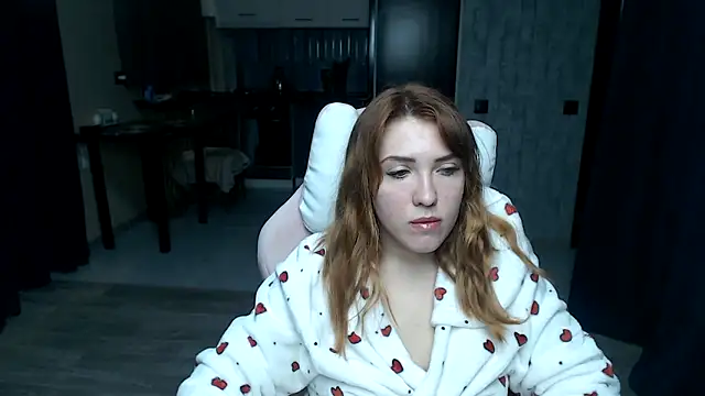 Reginasmilee online show from 10/26/25, 01:17