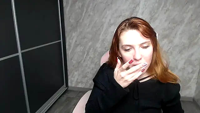 Reginasmilee online show from 01/14/26, 02:20