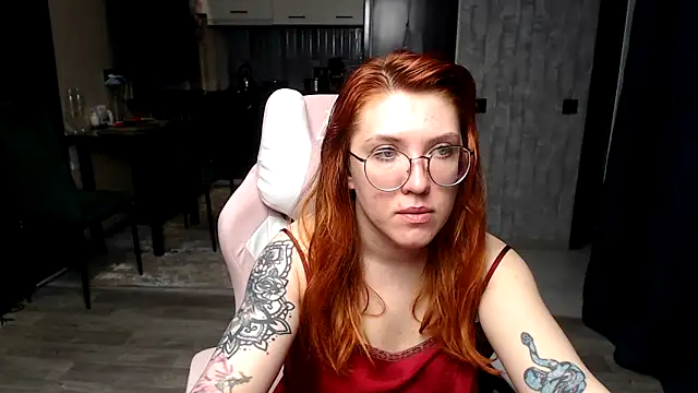 Snapshot of Reginasmilee chatting on 03/30/26, 03:19 Reginasmilee online show from 03/30/26, 03:19