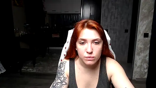 Snapshot of Reginasmilee chatting on 03/24/26, 04:18 Reginasmilee online show from 03/24/26, 04:18