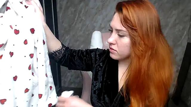 Reginasmilee online show from 02/06/26, 10:39