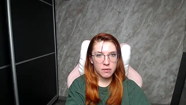 Reginasmilee online show from 02/11/26, 03:45