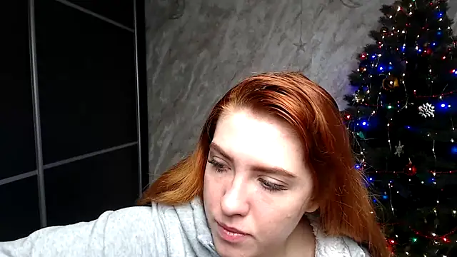 Reginasmilee online show from 12/22/25, 04:01