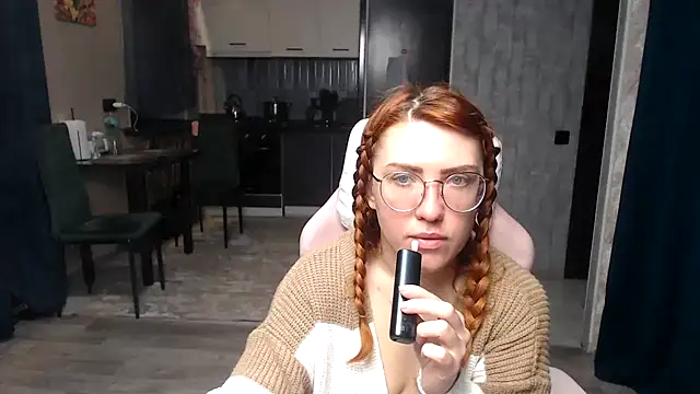 Snapshot of Reginasmilee chatting on 04/12/26, 02:59 Reginasmilee online show from 04/12/26, 02:59