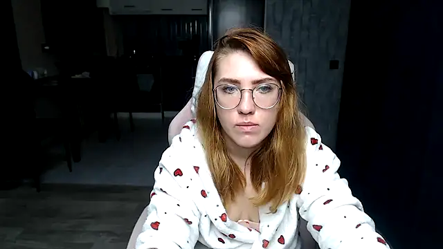 Reginasmilee online show from 11/21/25, 02:10