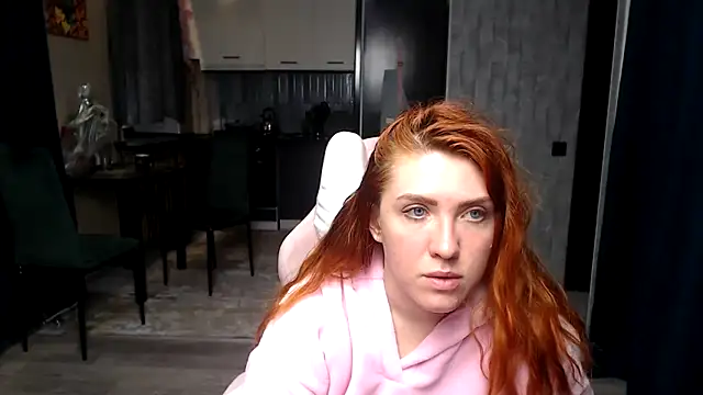 Snapshot of Reginasmilee chatting on 04/08/26, 02:51 Reginasmilee online show from 04/08/26, 02:51