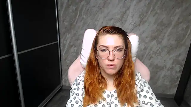 Reginasmilee online show from 02/15/26, 04:46