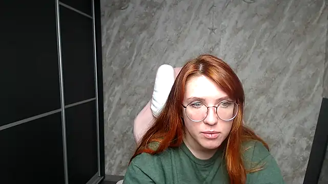 Reginasmilee online show from 02/10/26, 05:45