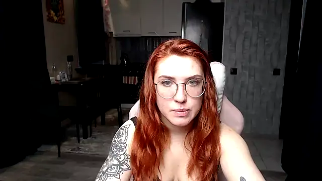 Snapshot of Reginasmilee chatting on 03/12/26, 05:34 Reginasmilee online show from 03/12/26, 05:34