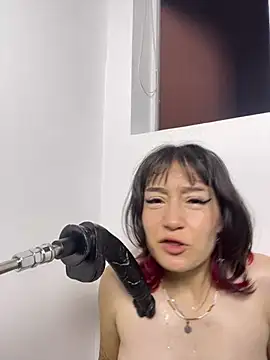 Snapshot of im_lizzy17 chatting on 06/25/26, 05:12 im lizzy17 online show from 06/25/26, 05:12