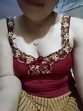 MiaCeleste20 online show from 07/05/26, 03:55
