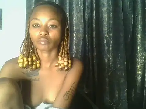 Prettyquueen online show from 06/30/26, 04:01