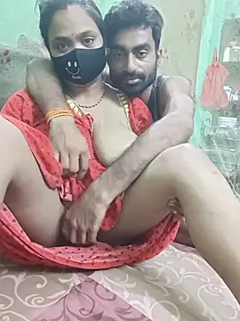 Snapshot of manirani_1 chatting on 07/04/26, 05:28 manirani 1 online show from 07/04/26, 05:28