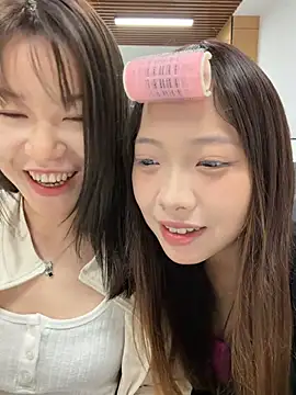 Snapshot of YY-1-1-1 chatting on 07/09/26, 06:36 YY-1-1-1 online show from 07/09/26, 06:36