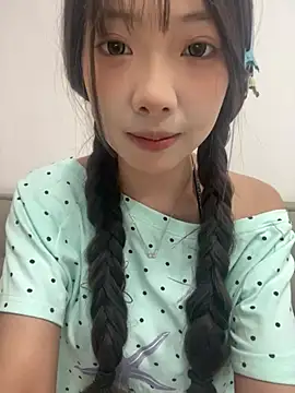 Snapshot of YY-1-1-1 chatting on 07/22/26, 06:59 YY-1-1-1 online show from 07/22/26, 06:59