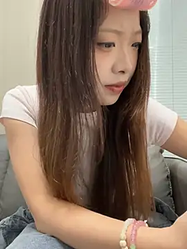 Snapshot of YY-1-1-1 chatting on 07/17/26, 06:54 YY-1-1-1 online show from 07/17/26, 06:54