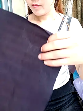 Emma-18h online show from 06/24/26, 03:05