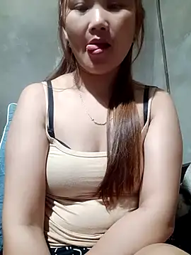 Emma-18h online show from 06/29/26, 11:04