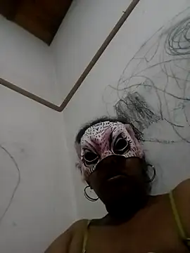wildtulip0 online show from 06/26/26, 11:32