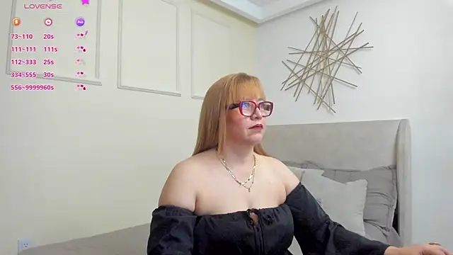 vera  lux online show from 06/24/26, 12:37