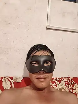 hottraibao93 online show from 07/02/26, 11:05