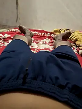 hottraibao93 online show from 06/29/26, 04:28