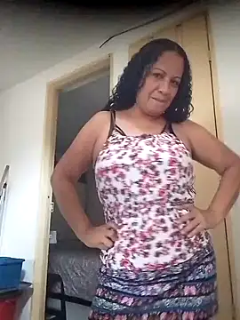 Yenifer caisedo online show from 07/15/26, 07:54