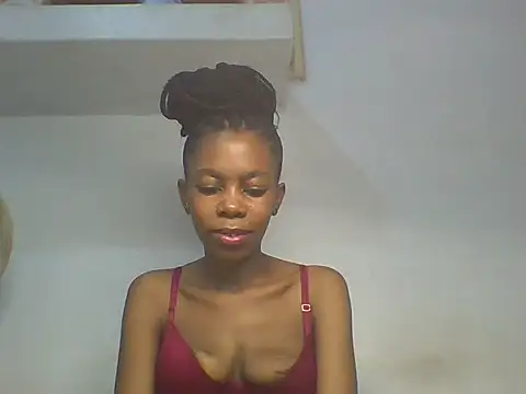 Snapshot of squirty_doll254 chatting on 07/22/26, 04:03 squirty doll254 online show from 07/22/26, 04:03
