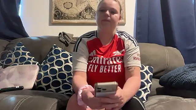 GirlNextDoorAmber online show from 07/01/26, 08:36