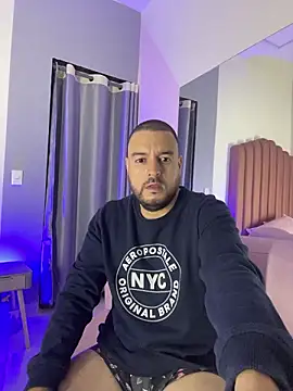 Nicola D Angelo online show from 07/12/26, 02:51