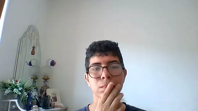 Snapshot of princeYassin_007 chatting on 06/24/26, 08:02 princeYassin 007 online show from 06/24/26, 08:02