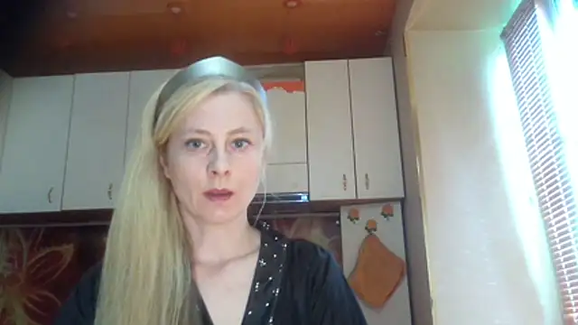 Vexieeka online show from 07/14/26, 02:12