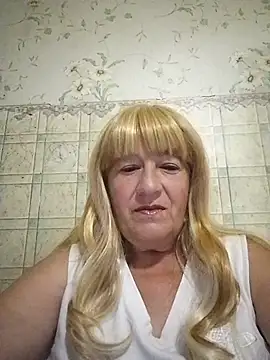 EmmaSwan555 online show from 07/07/26, 10:13