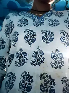 Snapshot of preethi_telugu66 chatting on 07/11/26, 03:40 preethi telugu66 online show from 07/11/26, 03:40
