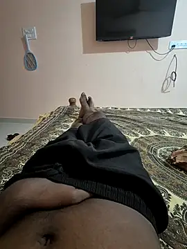 Snapshot of tamilhorny_couple chatting on 07/21/26, 07:15 tamilhorny couple online show from 07/21/26, 07:15