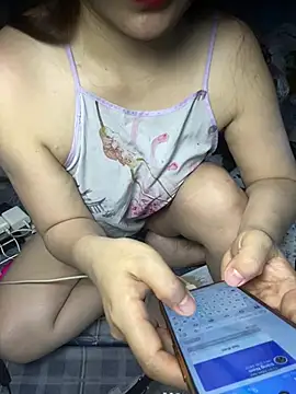 Lynlyna online show from 06/29/26, 05:03