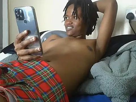 hot-peaches22 online show from 06/30/26, 10:32