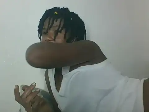 hot-peaches22 online show from 08/05/26, 10:53