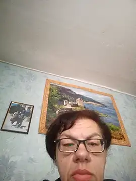 Snapshot of Olena72531 chatting on 06/27/26, 06:30 Olena72531 online show from 06/27/26, 06:30