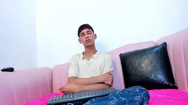 Snapshot of Joseph18_ chatting on 07/01/26, 03:40 Joseph18 online show from 07/01/26, 03:40