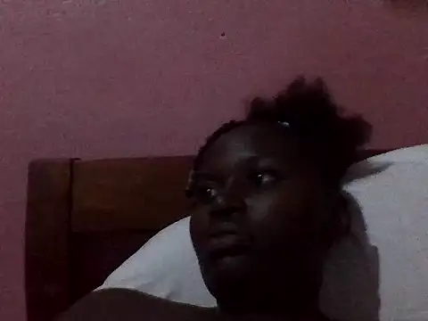 Snapshot of baby-laura chatting on 07/13/26, 06:51 baby-laura online show from 07/13/26, 06:51