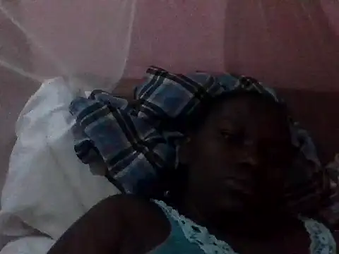 Snapshot of baby-laura chatting on 07/02/26, 03:18 baby-laura online show from 07/02/26, 03:18