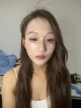 Snapshot of June-Baby chatting on 07/03/26, 03:29 June-Baby online show from 07/03/26, 03:29