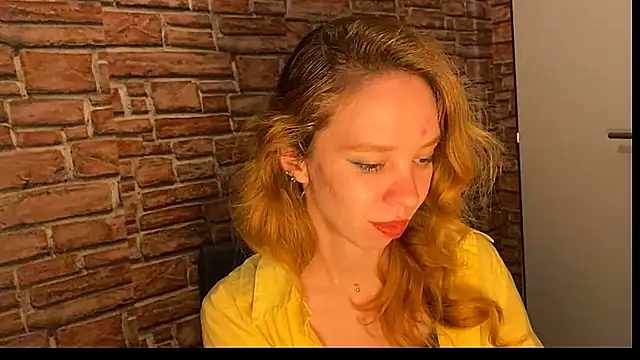 Snapshot of ElizaStorm chatting on 07/03/26, 07:09 ElizaStorm online show from 07/03/26, 07:09