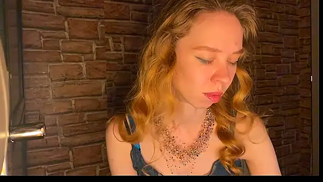 Snapshot of ElizaStorm chatting on 07/07/26, 11:58 ElizaStorm online show from 07/07/26, 11:58