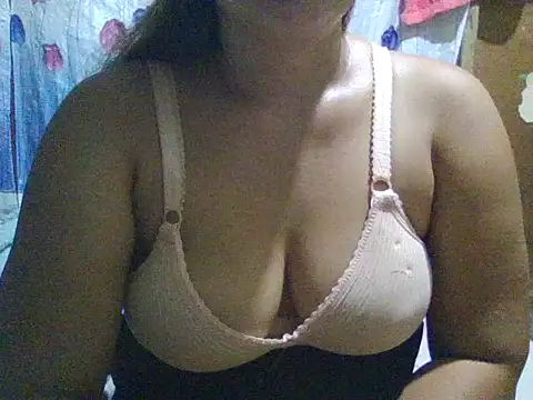 LadyAnn19 online show from 06/30/26, 01:55