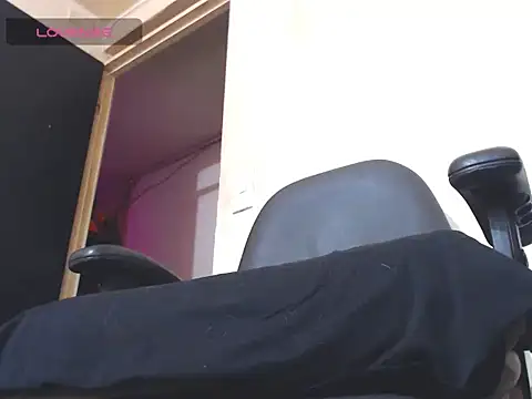 WOLFMONSTERDICK online show from 06/06/26, 02:28
