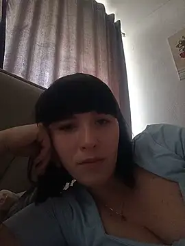 Snapshot of MagicFlower26 chatting on 07/15/26, 08:32 MagicFlower26 online show from 07/15/26, 08:32