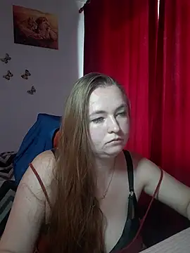 Snapshot of Amor_Fatii chatting on 07/15/26, 12:12 Amor Fatii online show from 07/15/26, 12:12