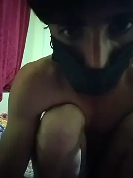 micro guy76 online show from 07/11/26, 06:30